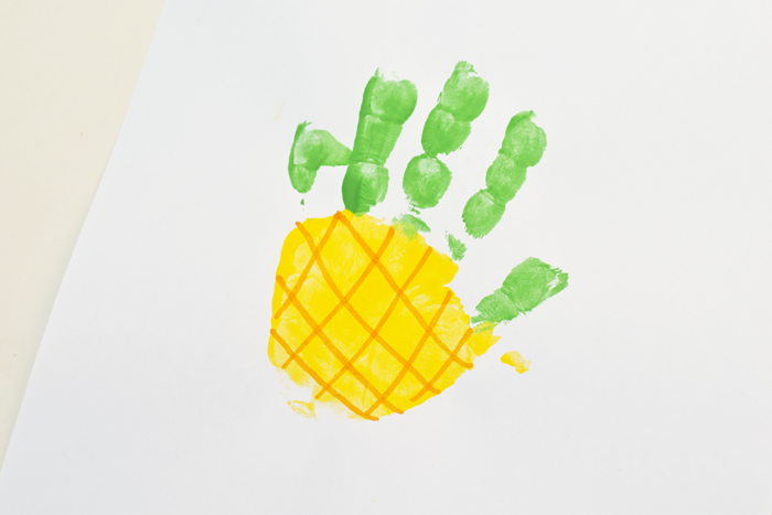 kid-friendly pineapple crafts fingerpaint