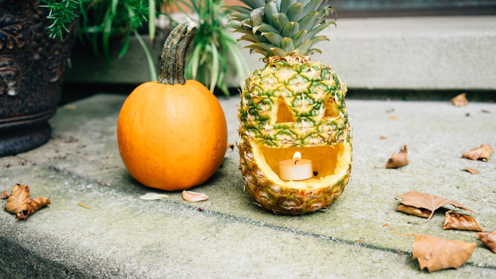 pineapple halloween party