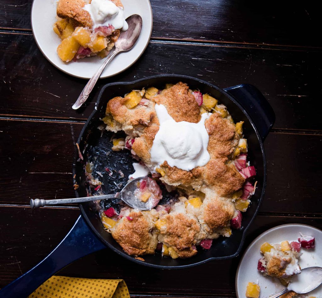 pineapple rhubarb cobbler