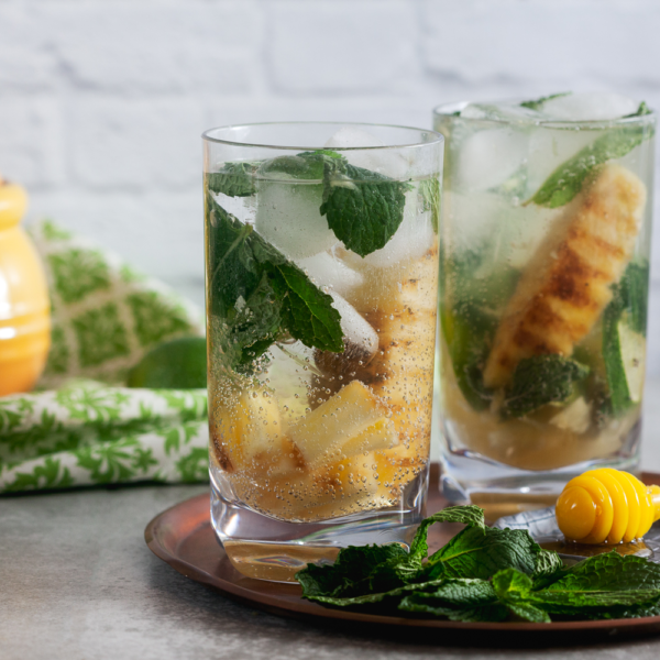 pineapple cocktail mojito