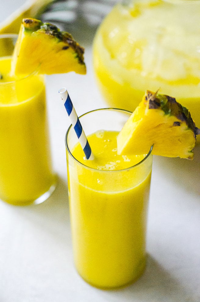 fresh pineapple juice