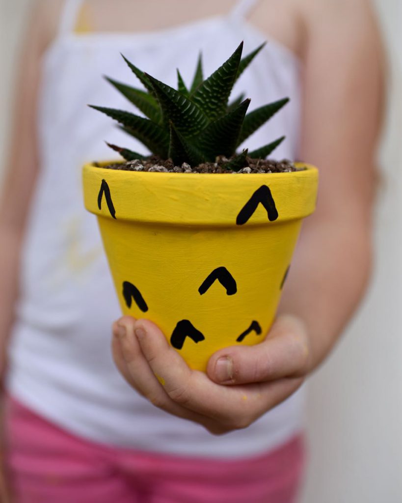 Pineapple Back-to-School Crafts