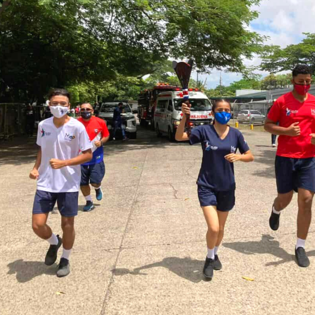 Costa Rica's Independence Day Torch Run