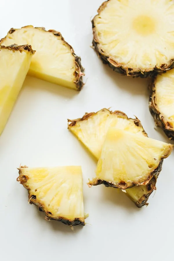 sliced pinepple