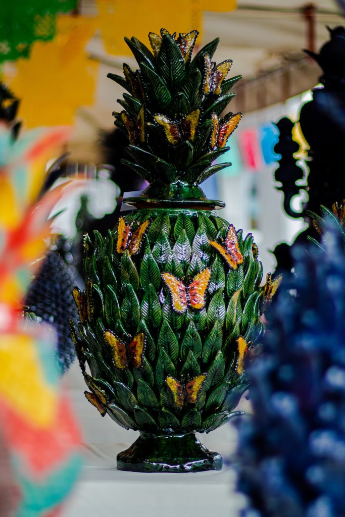 butterfly garden pineapple decor