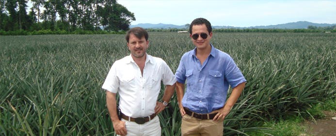 Second generation pineapple men: Luciano Beeche, Jr and Esteban Corrales.