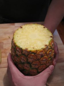 et-pineapple-upright-flesh-exposed-top-facing-up